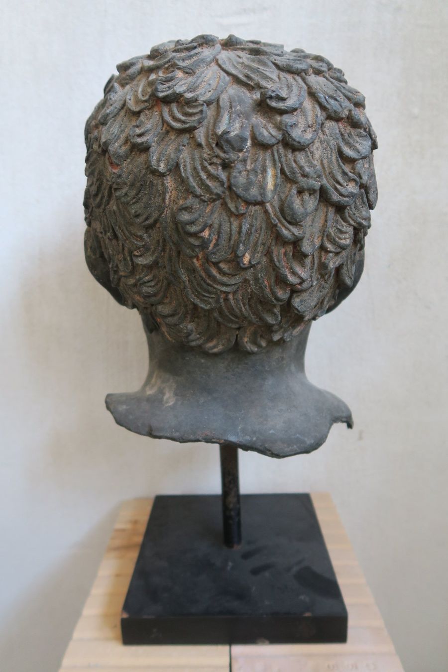 Sculture & Statue: antiker Bronzekopf eines Römers 19 Jh – Usato da Wädenswil venduto da Turusukko 2