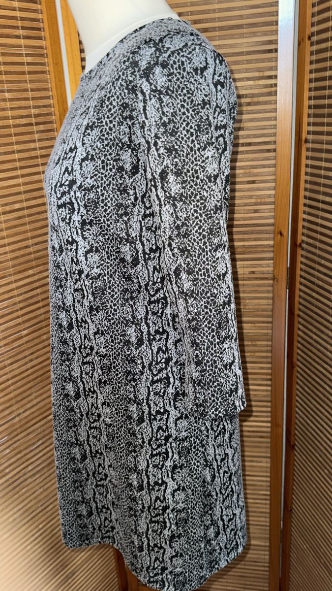 Stradivarius Kleider: Kleid von stradivarius, M – Gebraucht aus Gümligen von morticiaaddams 1
