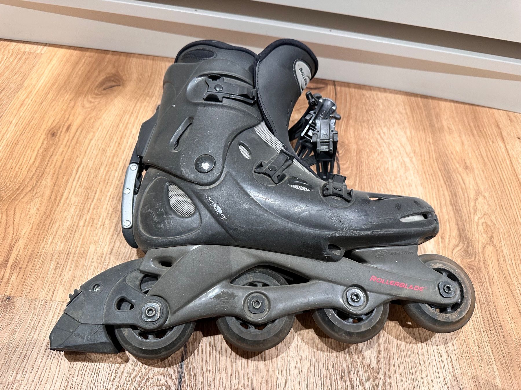 Pattini in linea & Pattini a rotelle: Rollerblade Inlineskates schwarz Grösse 41 gebraucht – Usato da Tuggen venduto da wol_2n5p 2