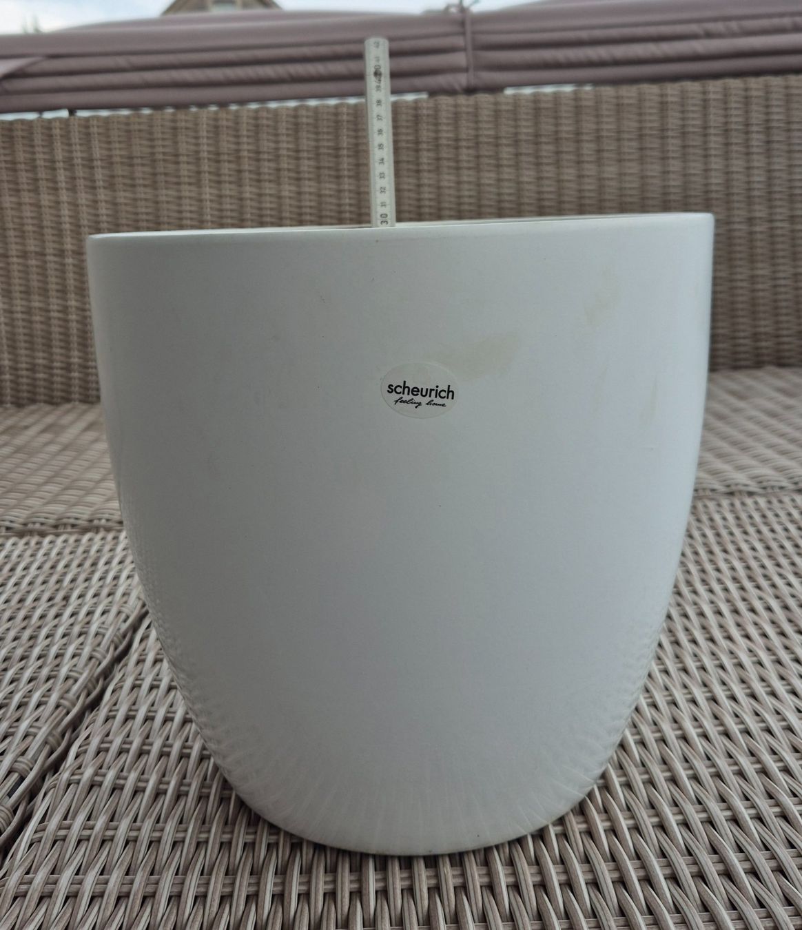 Vasi per fiori: Blumentopf weiss 30cm hoch, Ø 33cm – Usato da Niederglatt ZH venduto da xmyhslr