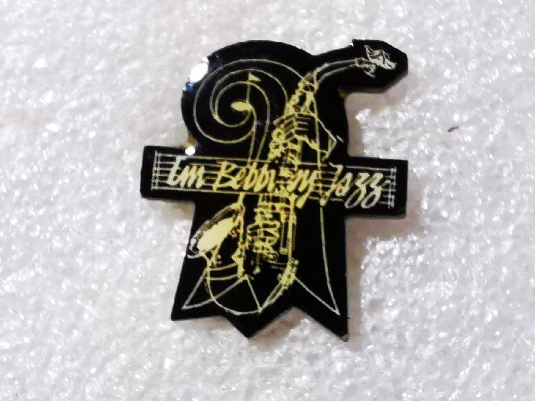Placchette & Badge: Ansteckpin 60: Jazz Basel – Usato da Oppligen venduto da Pin-Fall-Shop