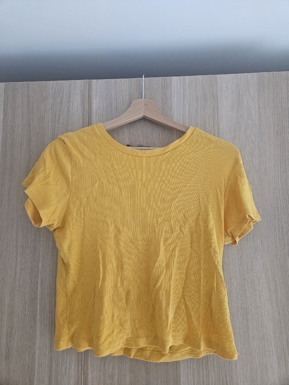 Zara T-shirts: Tshirt  – D'occasion à Bad Ragaz par sti_kxk9 1