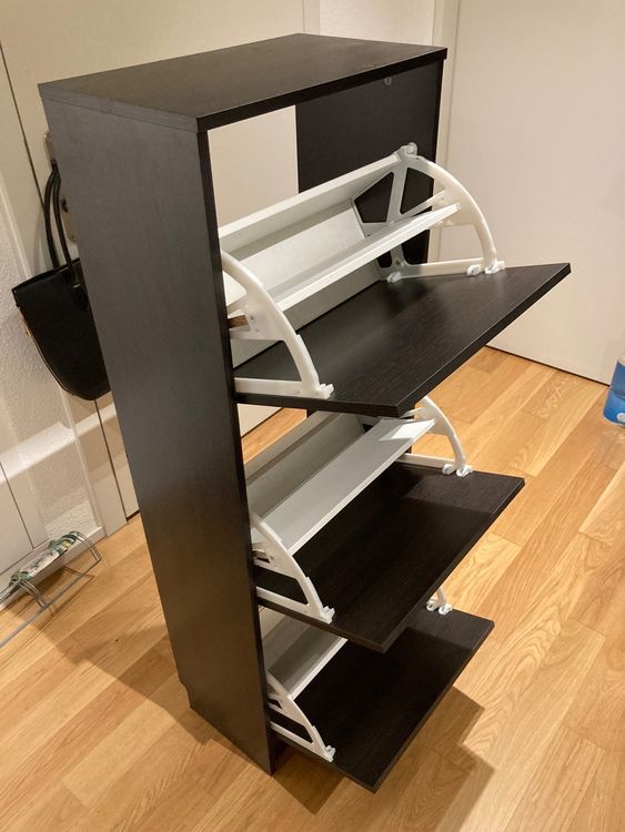 Schuhregal IKEA BISSA mit 3 Fächern, dunkles Holz Kaufen auf Ricardo