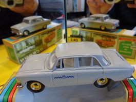 Morkvitch 412 Taxi 1:43 (mit Box) Novoexport   > (Box015)
