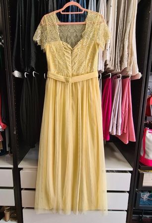 Wunderschönes Kleid von Little Mistress, Grösse 40
