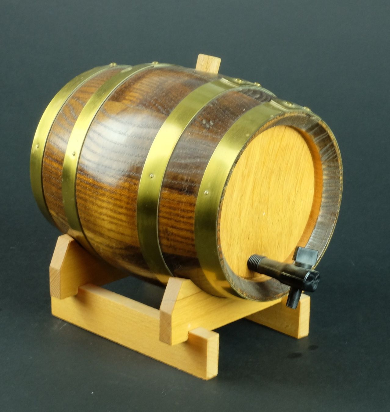 Accessori: Holzfässchen aus Eichenholz Durchmesser:15cm Höhe: 17cm – Usato da Sevgein venduto da tessi30