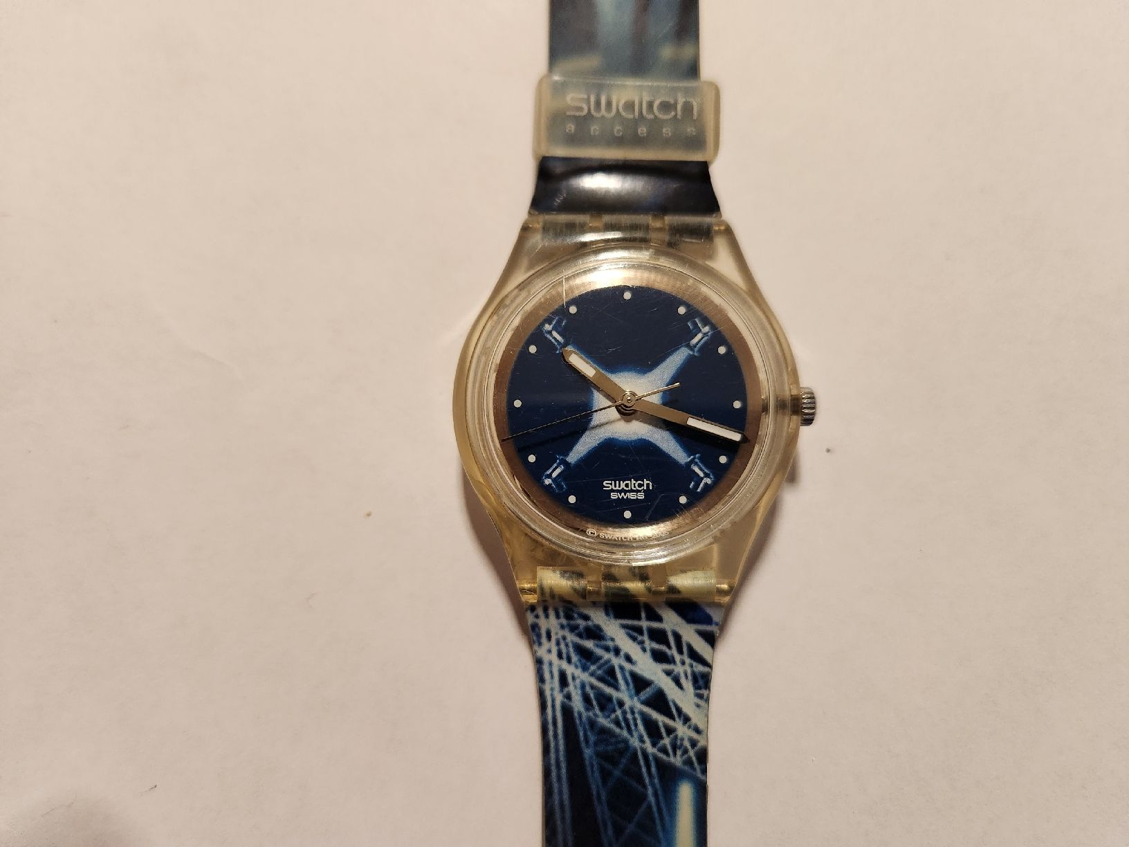 Swatch Orologi: Montre Swatch Access "Stade de Suisse" SKK2000 Full set – Usato da Territet venduto da Cenh 4