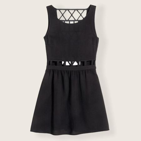 Schwarzes Kleid