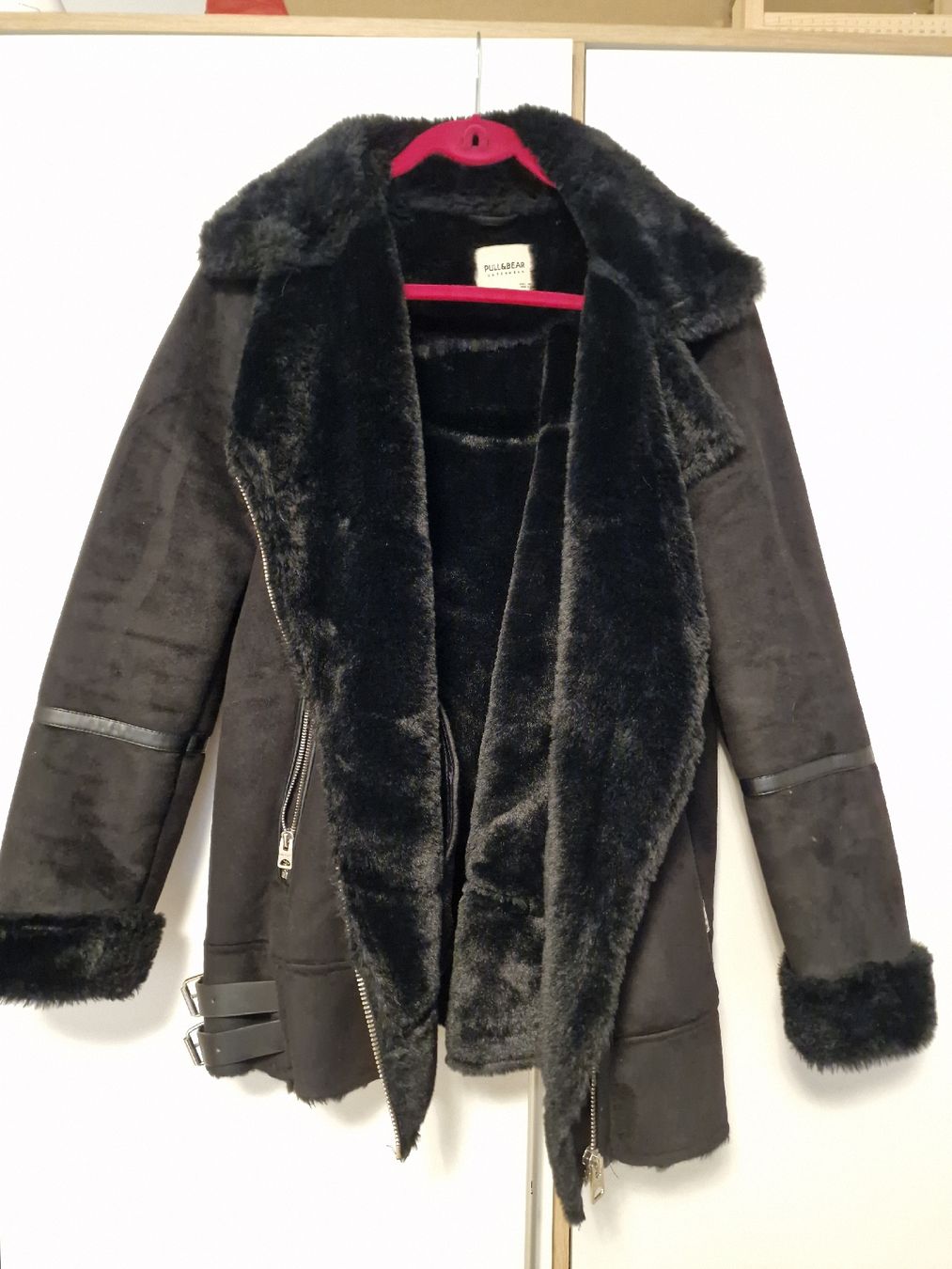 Pull&Bear Giacche: Kunstlederwinterjacke PULL&BEAR – Usato da Lyss venduto da kar_vgn2