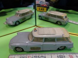 Citroen ID 19 Kombi  1:43 (ohne Box) Dinky  FR   > (W10.7)