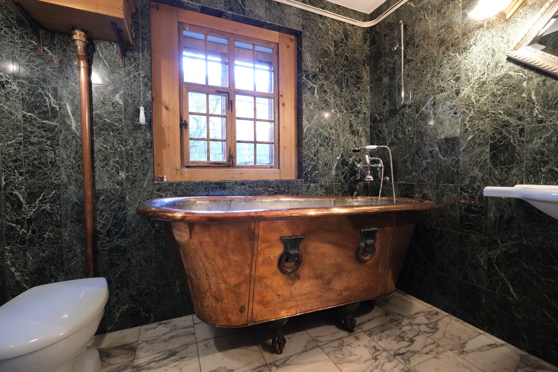 Badewannen: Original Badewanne Kupfer Antik – Gebraucht aus Wimmis von Olly_Wally 1