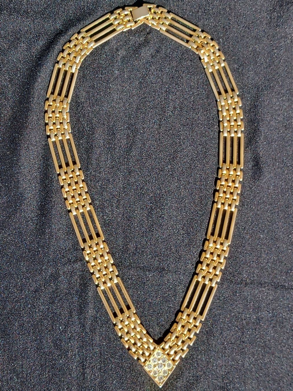 Catenine: Wirkungsvolle, originelle Halskette – Usato da Lindau venduto da san_kg2j 1
