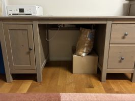 IKEA Hemnes Schreibtisch mit Schubladen