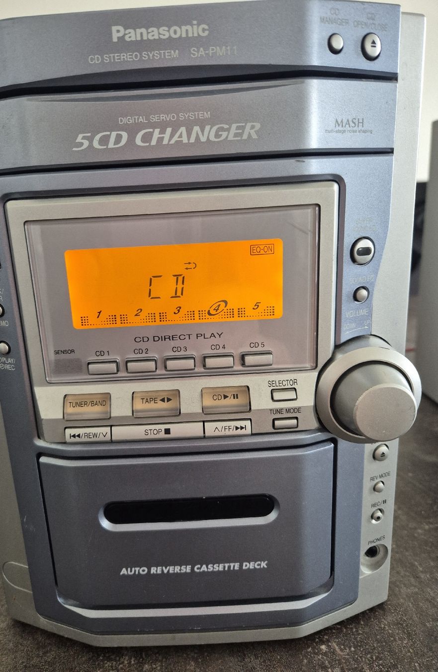 Panasonic Lettore multimediale & Streamer: PANASONIC SA-PM11 mini-chaine, chargeur 5 cd – Usato da LA CHAUX-DE-FONDS venduto da Ruchet72 3