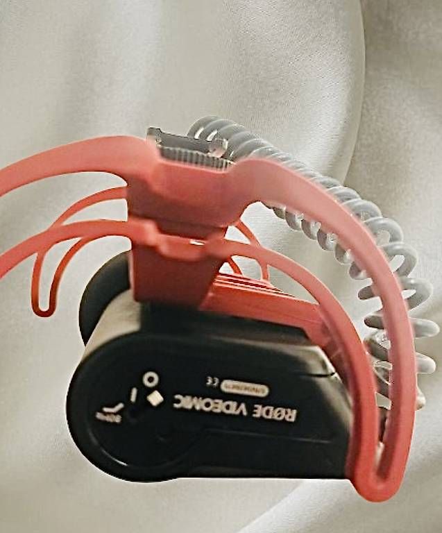 Microfoni: microphone rode vidéo mic pour Nikon caméra reflex – Usato da Colombier VD venduto da Xzbit 2
