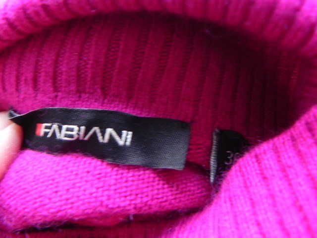 Pulls & Sweat-shirts: Gr. 36 38 FABIANI Rollkragenpulli  magenta-cyclam s.Masse – D'occasion à Basel par FRAU.ZAUBER.MOND 2