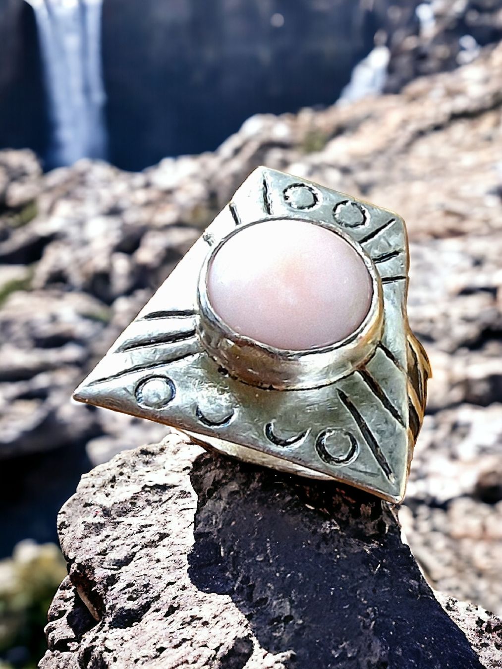 Bagues: Statement-Ring, Silber mit pink Andenopal, Gr. 54 – Neuf avec emballage d'origine à Aarau par Schmuckhoehle_MD 3