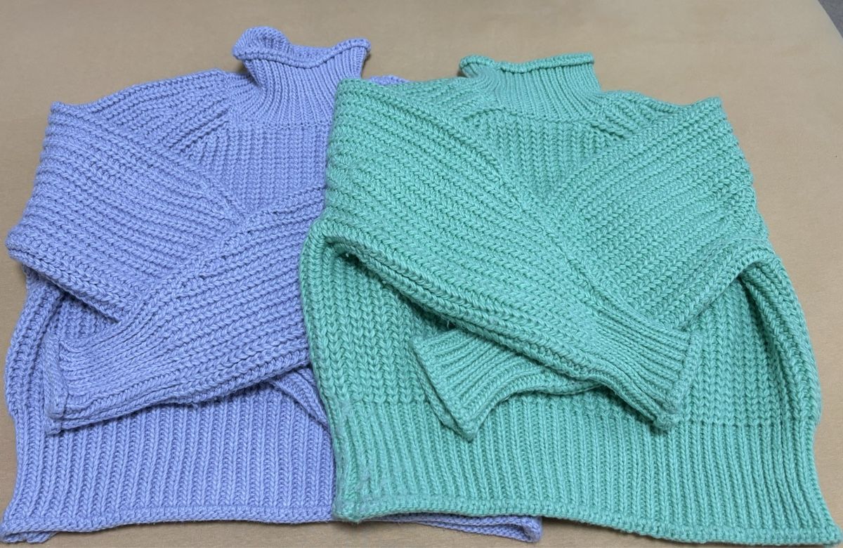 H&M Pullover & Sweatshirts: 2x H&M Strick Pullover – Gebraucht aus Zollikerberg von Jvac2