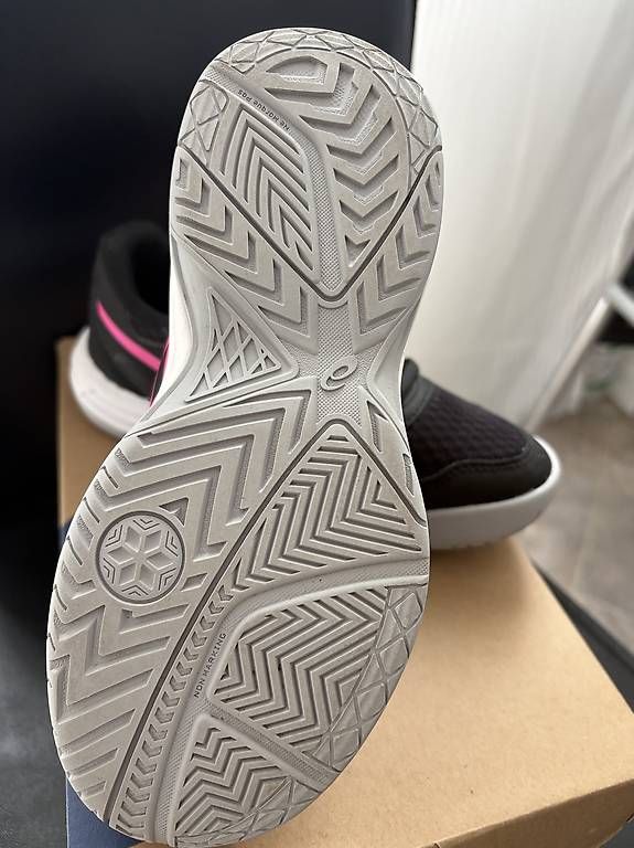 Asics Scarpe per ragazzi: Asics grösse EU 32,5 – Usato da Luzern venduto da ani_ch 2