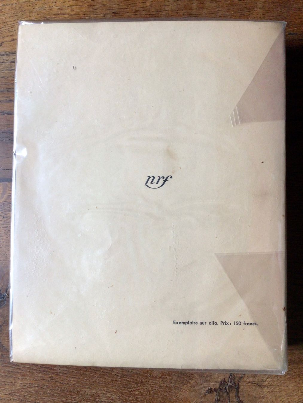 Livres: Paris – D'occasion à Némiaz (Chamoson) par Patoshi 8
