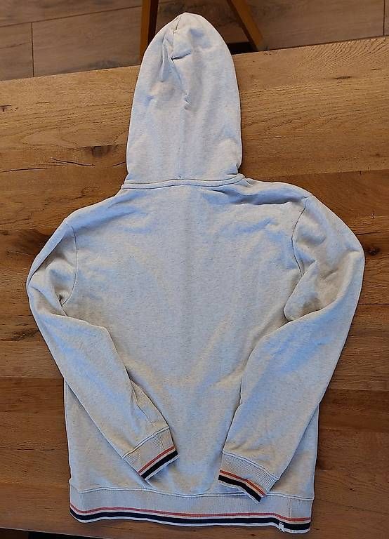 Maglioni & Felpe: Jaquette à capuche quiksilver taille L – Usato da La Chaux-de-Fonds venduto da jer_yck7 2
