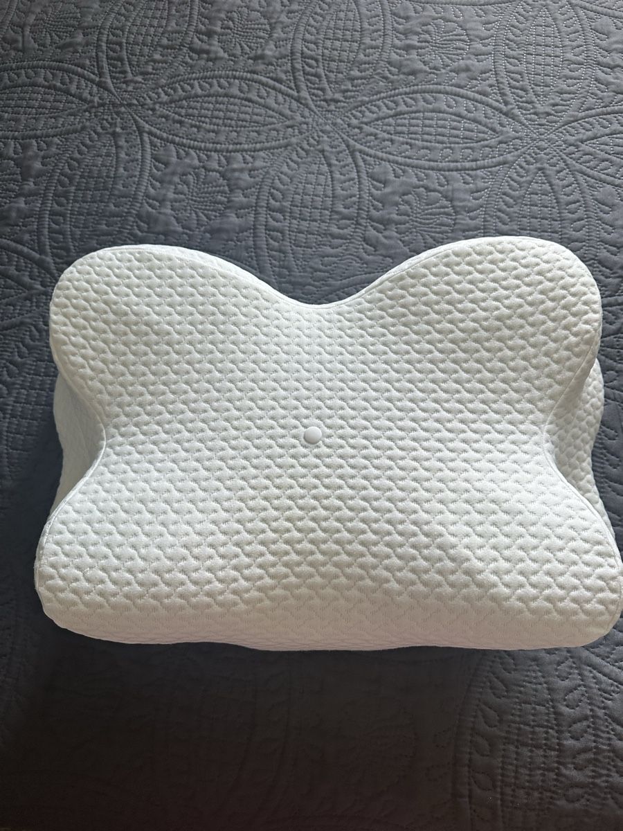 Cuscini: Coussin comme neuf  – Nuovo (secondo la descrizione) da Biel/Bienne venduto da orange1