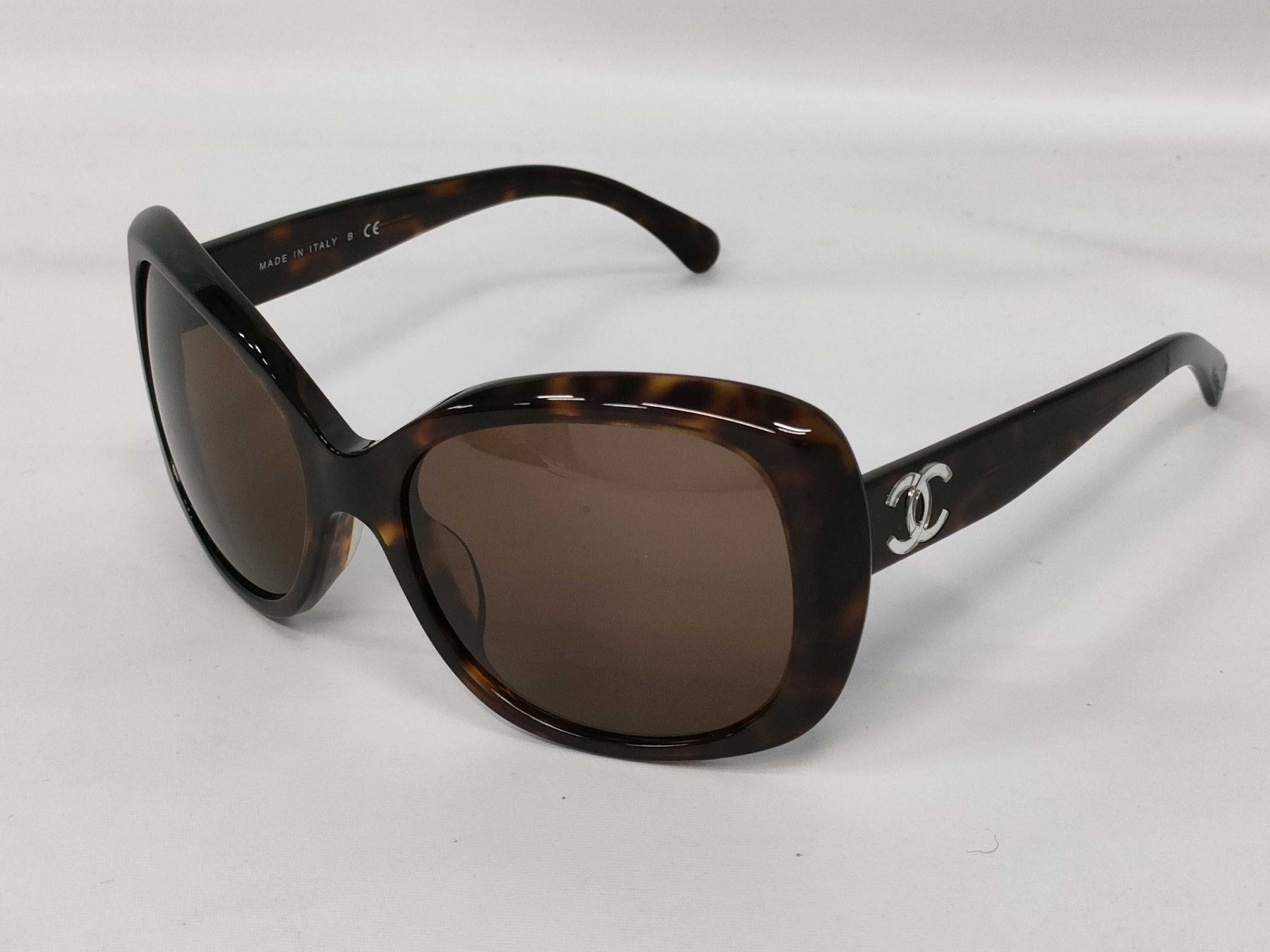 Chanel Occhiali & Lenti: CHANEL 5183-A Sonnenbrille – Usato da St. Gallen venduto da Love_Luxury