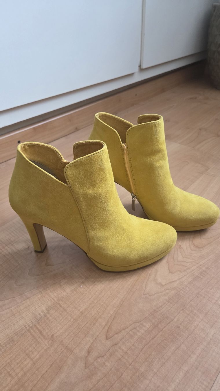 Tamaris Scarpe da donna: Stiefeletten Gr.39 – Usato da Schüpfheim venduto da nat_vf5b