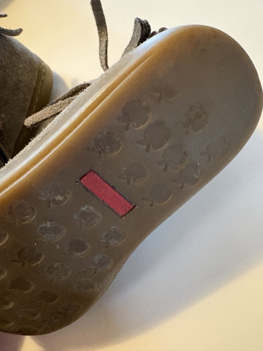 Pom d'Api Chaussures filles: Bottines Pom d’api  – D'occasion à Lausanne par Soins 1