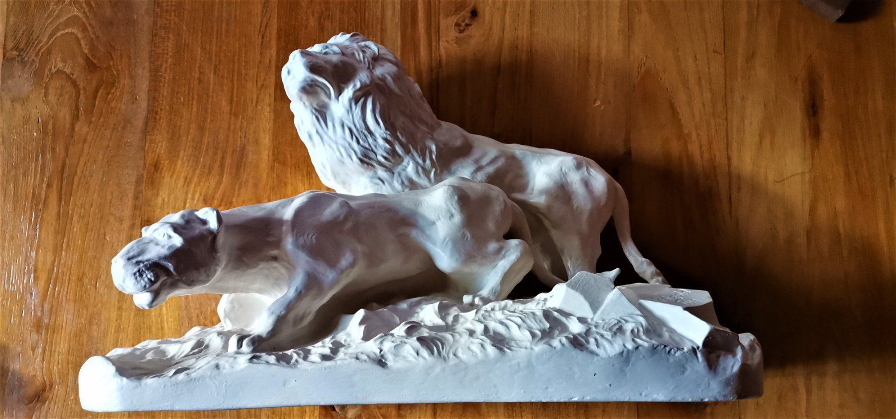 Skulpturen & Statuen: Löwenpaar aus Gips von 1943 – Gebraucht aus Mund von Happy_trader 3