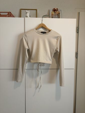 Haut à manches longues beige coupe courte taille S