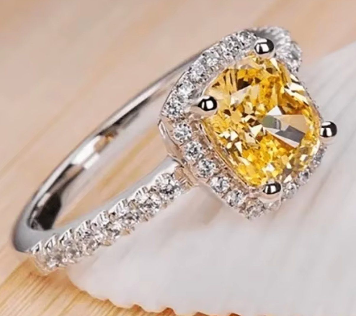 Anelli: Ring mit Zirkonia Grösse 54 – Usato da Eschenbach SG venduto da ...- 1