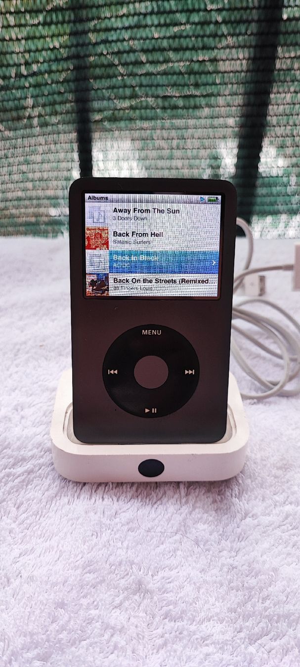 Apple Tragbarer Mediaplayer: Appel iPod Classic 7 Gen Speicher 160Gb – Gebraucht aus Zollikofen von zar_j67f 4