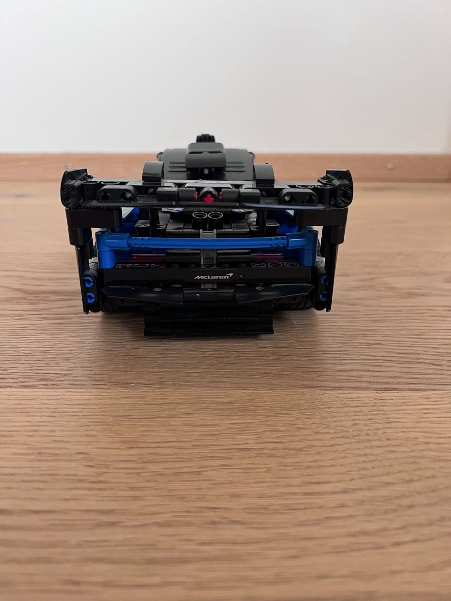 Mclaren Modellini d'auto: LEGO Technic McLaren Senna GTR blue used – Usato da Gelfingen venduto da Chudo 2