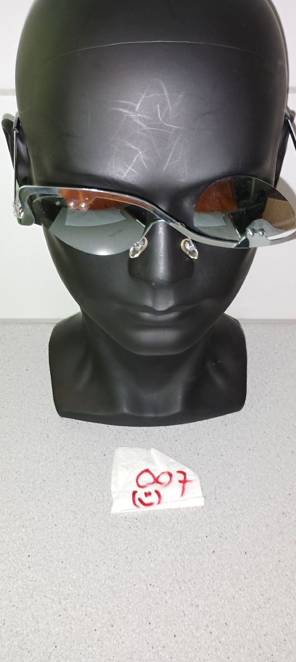 Lunettes & Verres: Crazy halfway Upside-Down Brille – Neuf (Voir description) à Basel par kim_872m