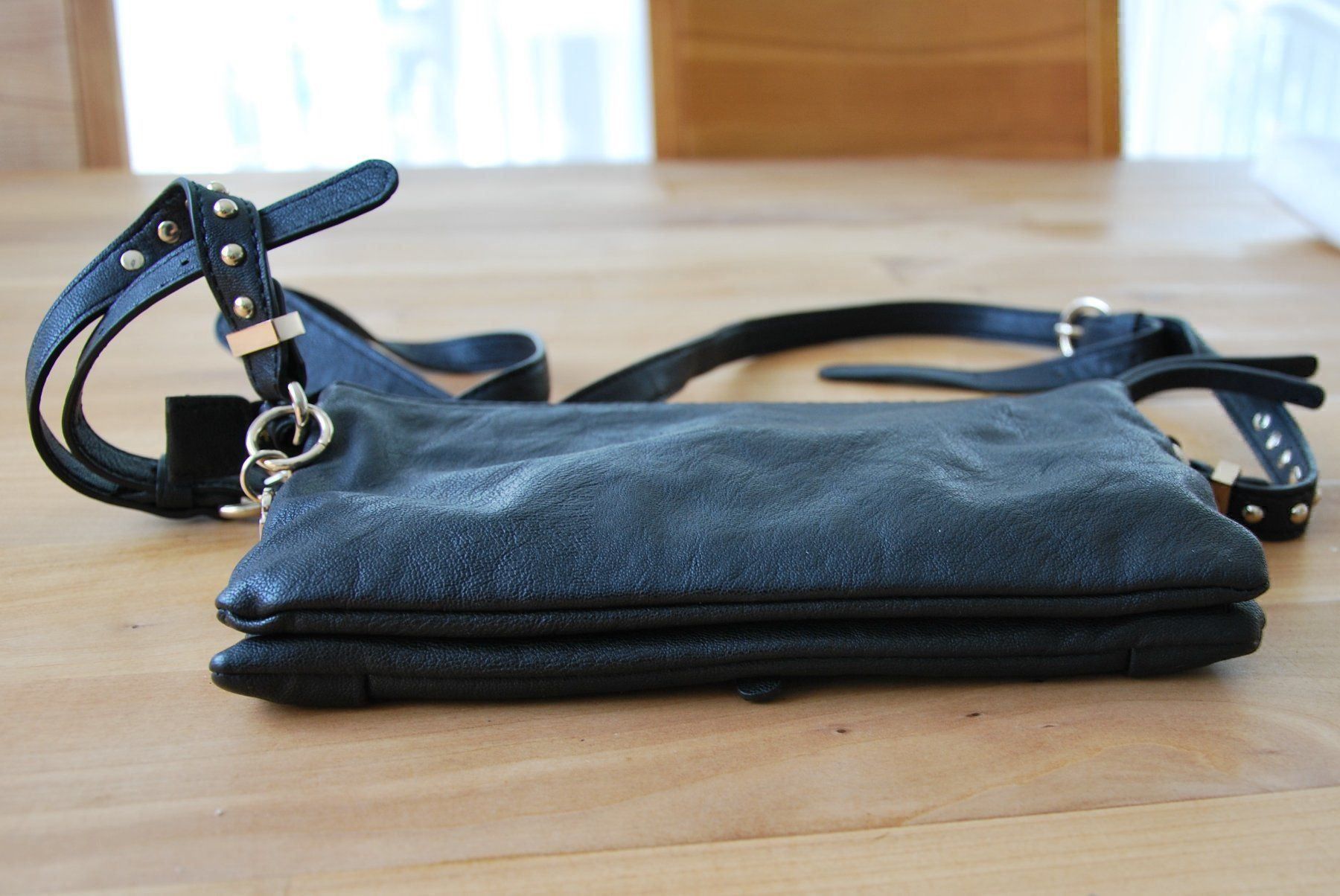 Borse da donna: GUESS Handtasche – Usato da Arlesheim venduto da Bodenweg 3