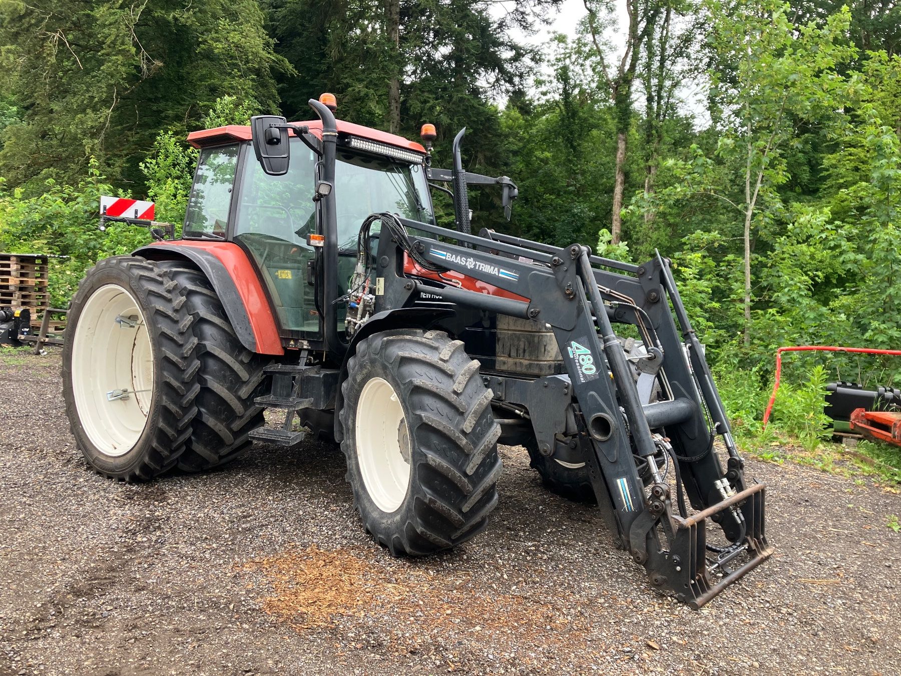New Holland Trattori: Traktor New Holland TS 115 Turbo – Usato da Hintermoos venduto da LT-6260 3