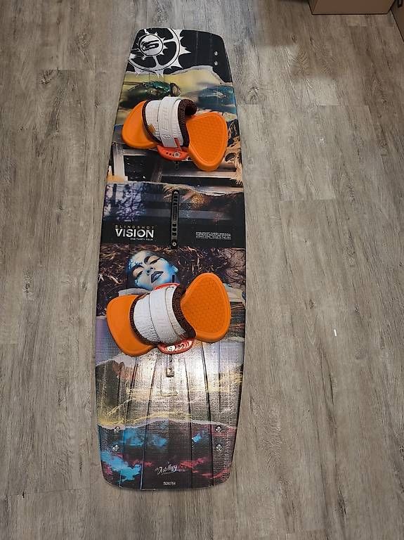 Aquilone: Kitesurfboard 134 x41 – Usato da Schönengrund venduto da Kroko5 2