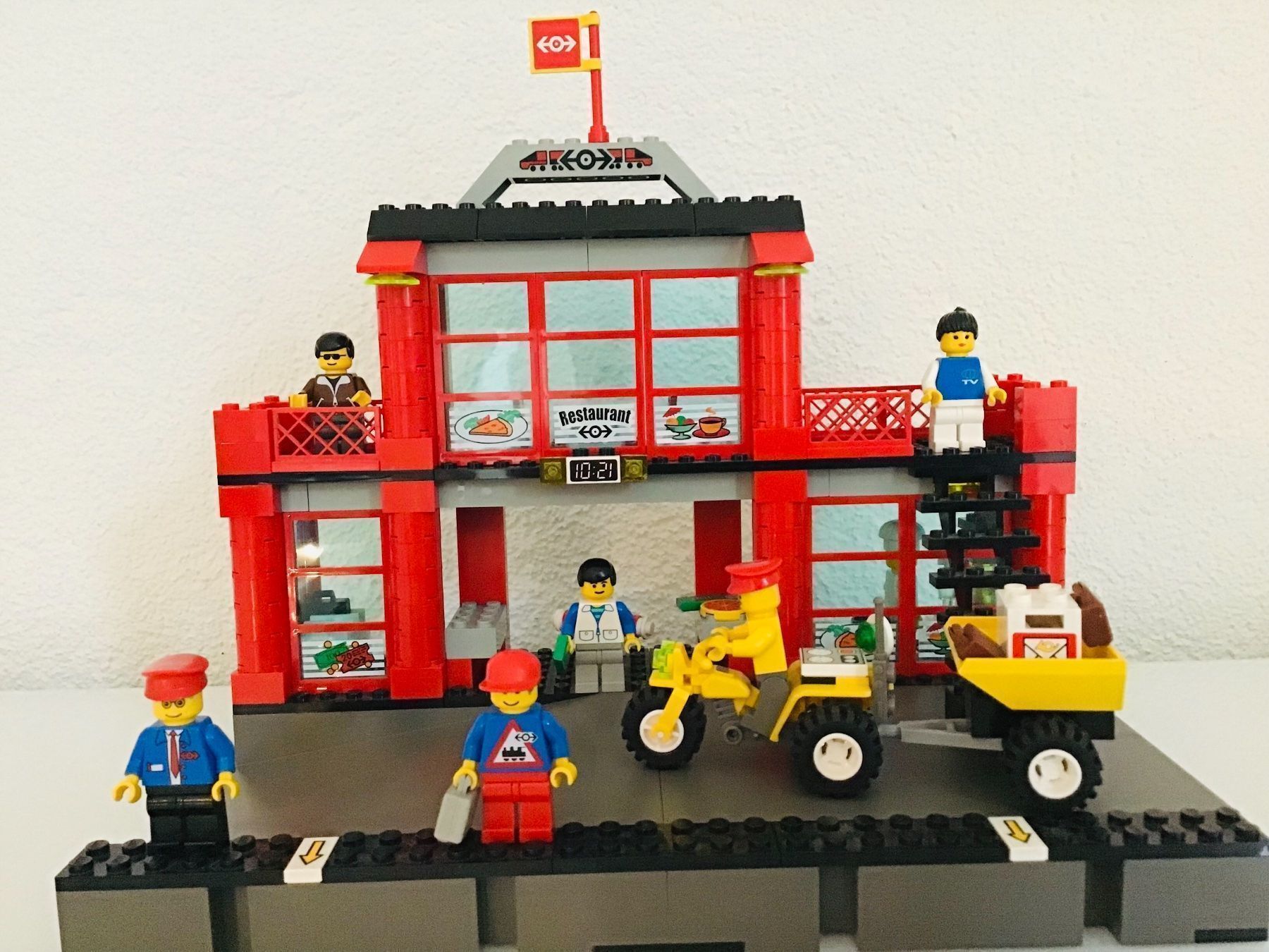 Lego Kit di costruzioni: Lego City 4556 Bahnhof – Usato da Rodersdorf venduto da alfa03 1