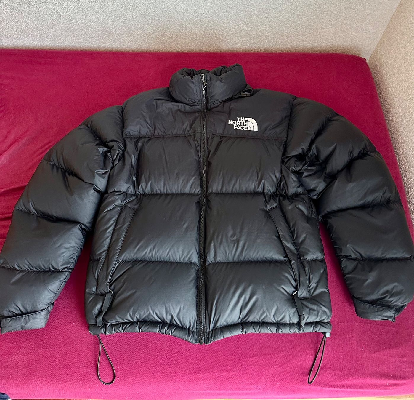 North Face Giacche: The North Face Nuptse 1996 – Nuovo (secondo la descrizione) da Mels venduto da fatjon.j.p
