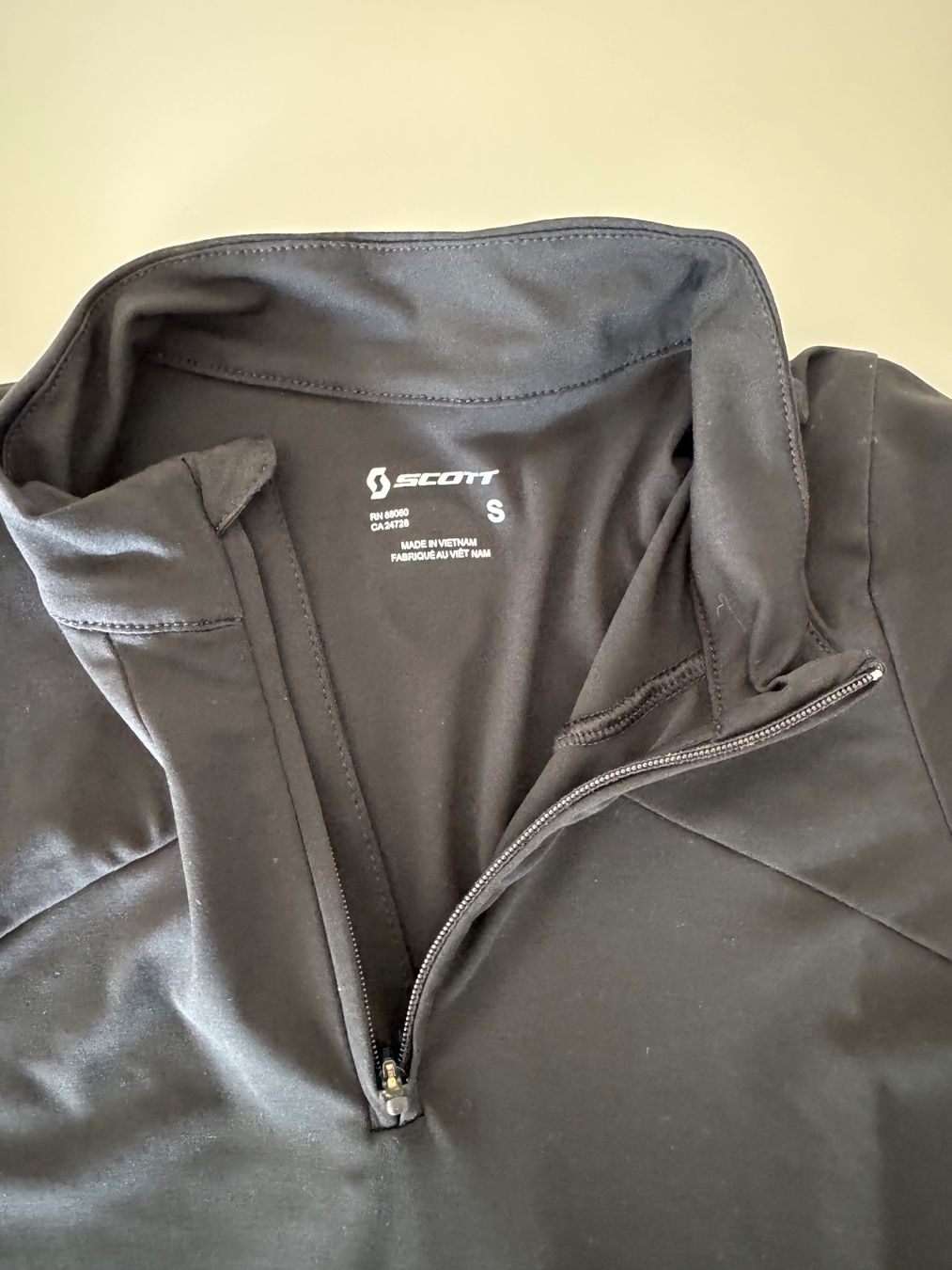 Scott Canottiere & Pantaloni: Scott Velo Trikot – Usato da Domat/Ems venduto da cowi 2