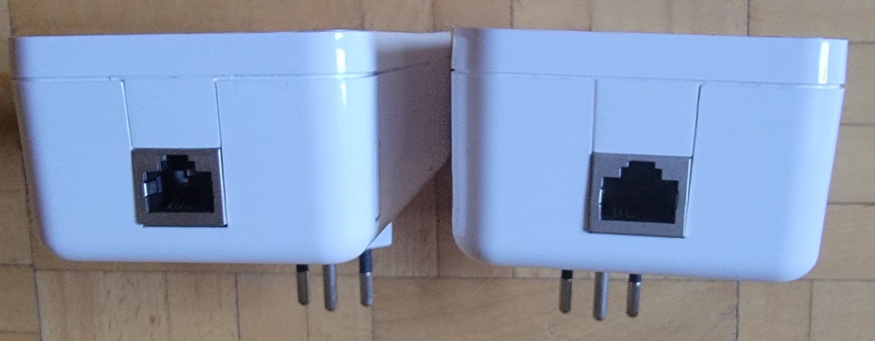 Devolo Lecteurs & Adaptateurs: DEVOLO Magic 2 LAN 1-1-2 ( 2400 MBit) – D'occasion à Olten par notna62 2