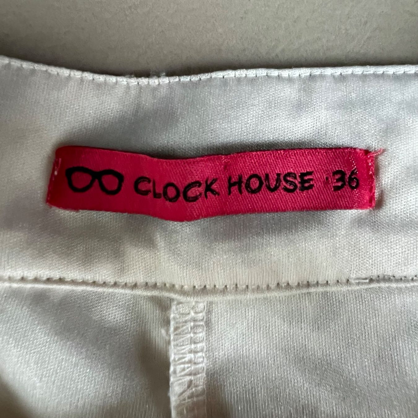 Pantalons: CLOCKHOUSE Shorts 💗 – D'occasion à Zürich par ClosetQueen 5