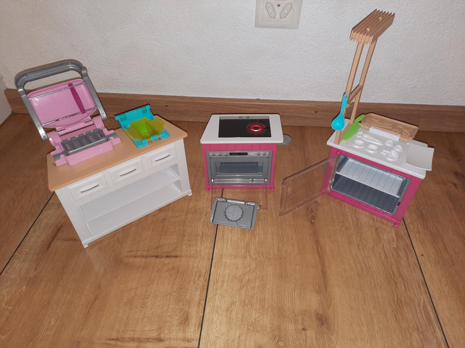 Giocattoli: Kleine Barbie Küche – Usato da Winkel venduto da M_gogs 1