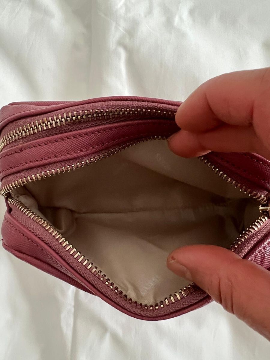 Guess Borse da donna: GUESS Beauty-Tasche / Pochette Rot – Nuovo (secondo la descrizione) da Zürich venduto da ARAG 3