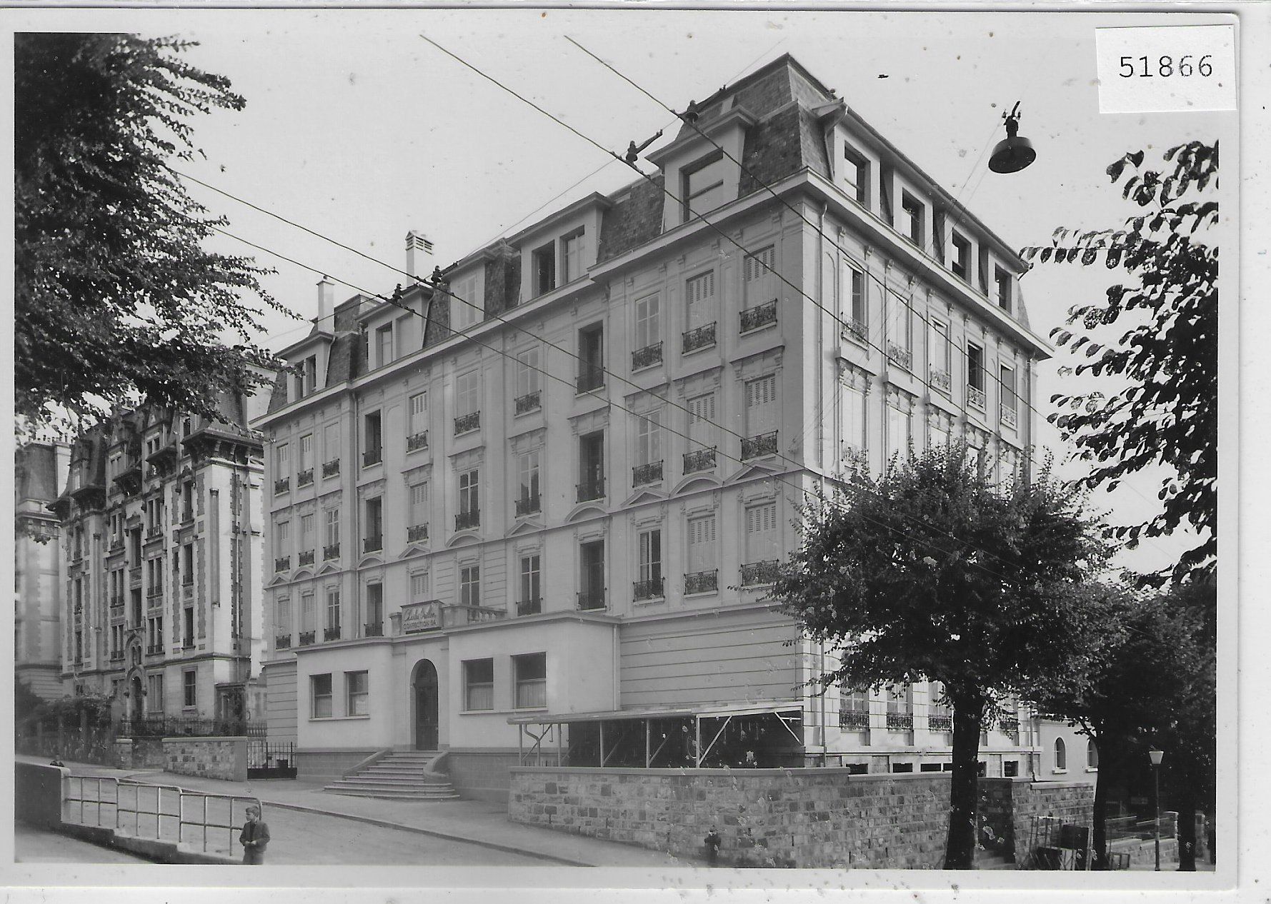 Cartoline postali: Lausanne - Batiment Charles Veillon – Usato da Ettingen venduto da Kartenplanet