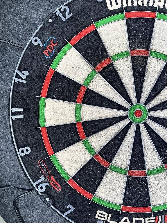 Jeux de fléchettes: Dartboard Winmau blade 6 triple core – D'occasion à Hittnau par REMATH89 2