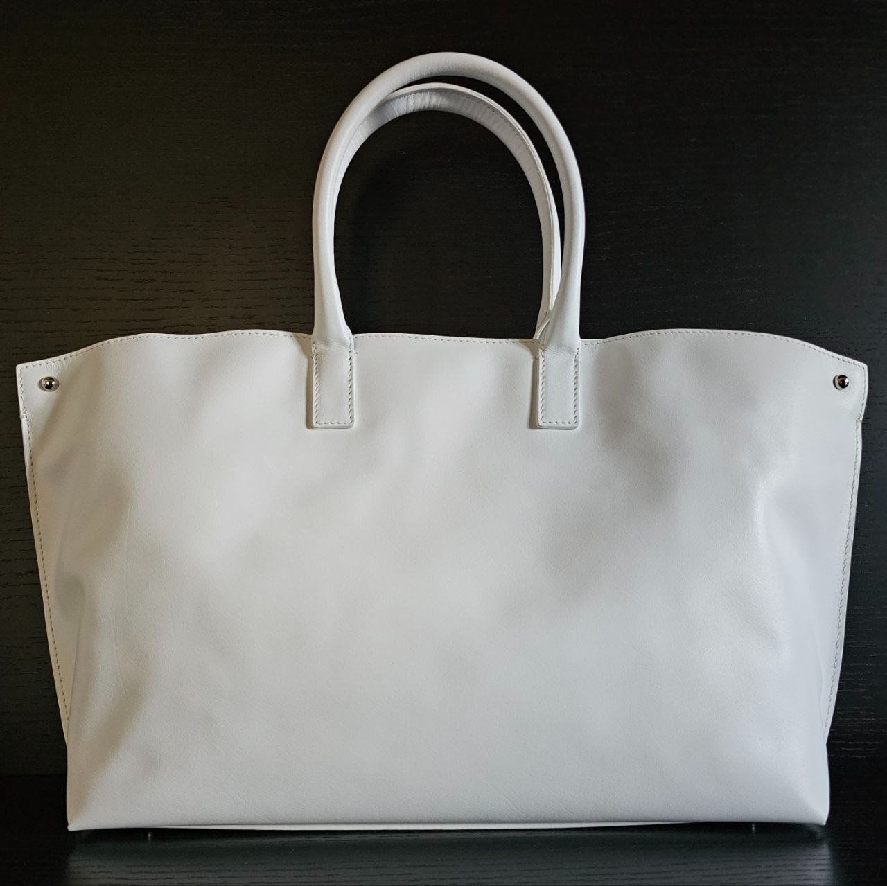 Akris Borse da donna: NEW AKRIS Ai Small Tote Bag – Nuovo e nell'imballaggio originale da Origlio venduto da ann_q6qv 2