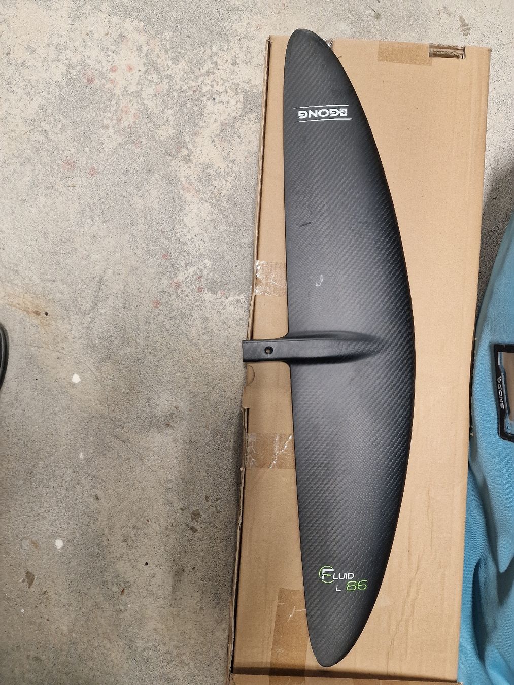 Gong Tavole da surf e di nuoto: Gong Fluid L V2 Frontwing + Fluid V2 Stabilizer – Usato da Zürich venduto da fel_ctk6 1
