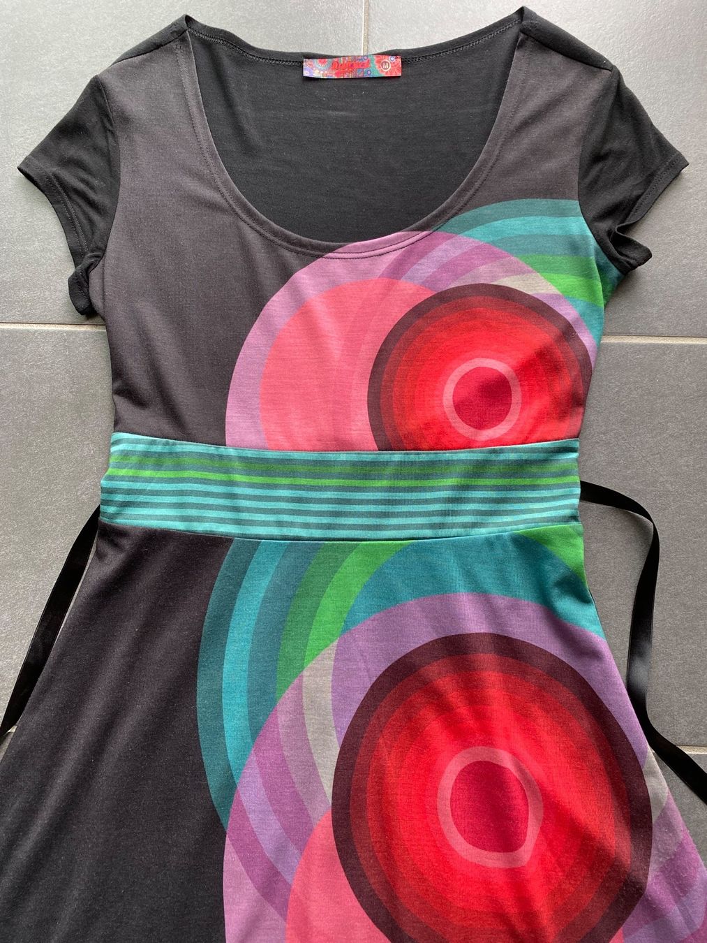 Desigual Vestiti: tolles Kleid DESIGUAL Gr.M +++top+++ – Usato da Wallenried venduto da Asyano 1